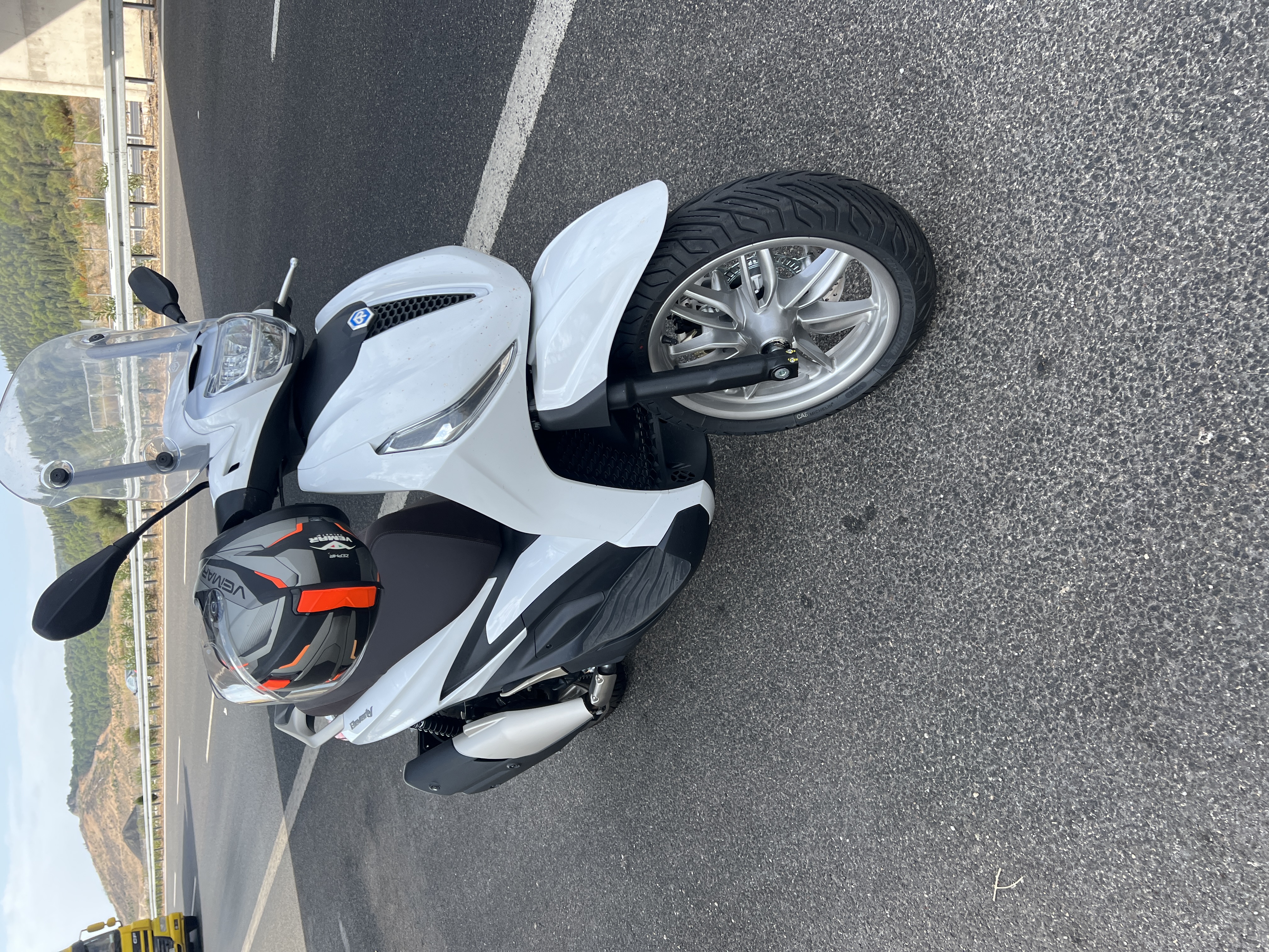 Fethiye scooter kiralama Piaggio Beverly 400